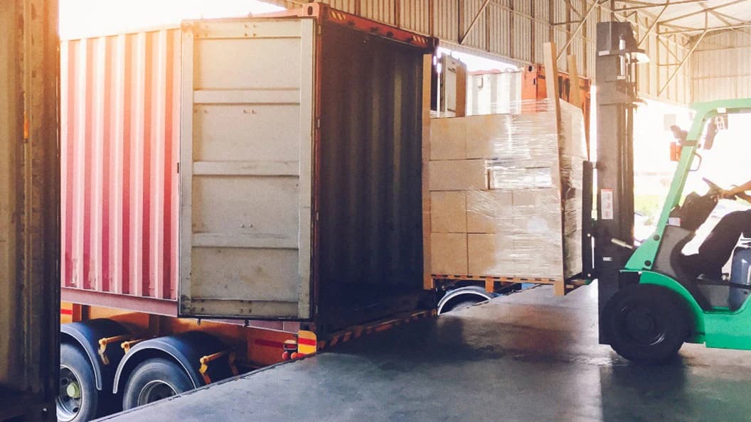 Specialized Stuffing for FCL Shipments logistics operations
